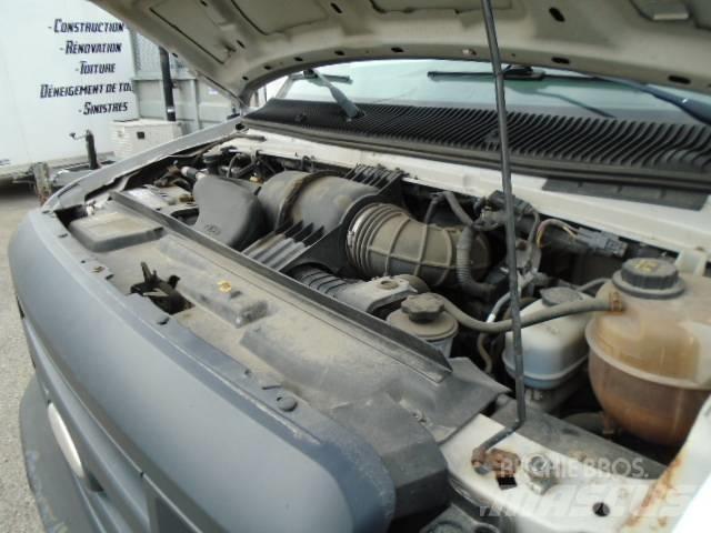 Ford E 350 Carrinhas de caixa fechada