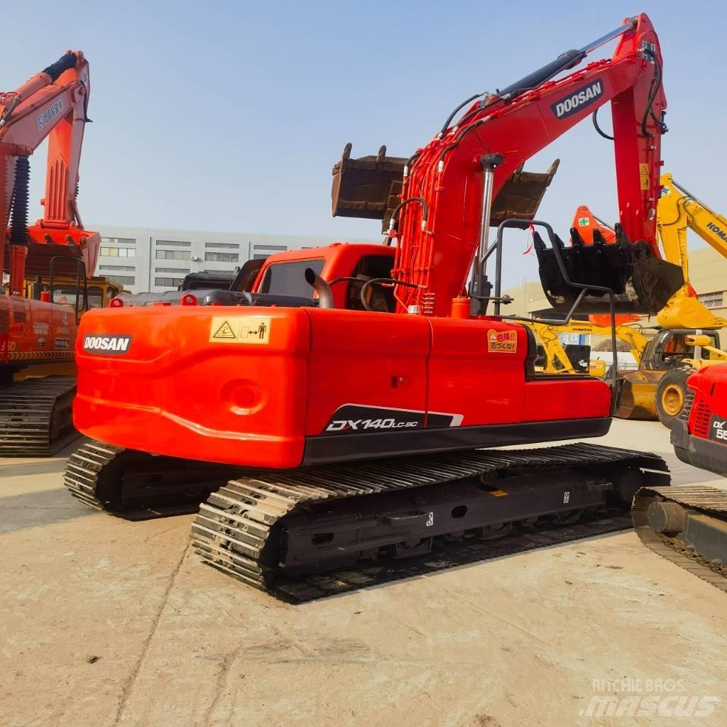 Doosan DX140LC-9C Escavadeiras de esteiras