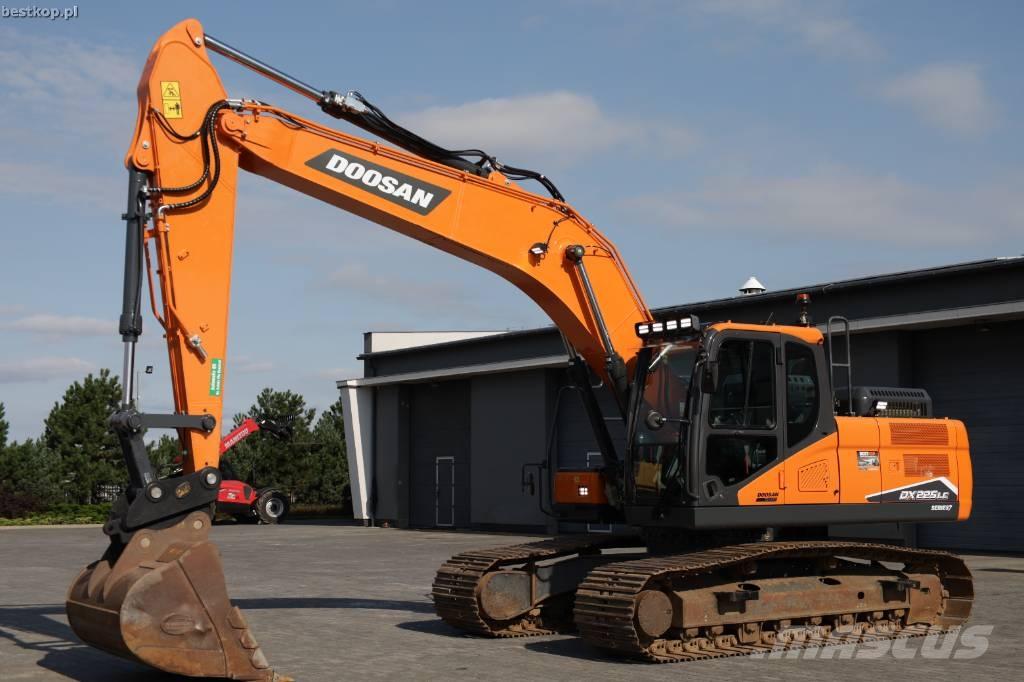 Doosan DX 225 LC-7 Escavadeiras de esteiras