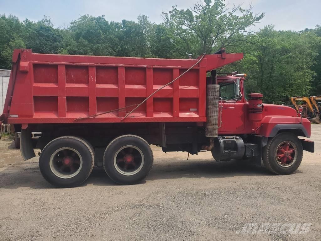 Mack RD 690 SX Camiões basculantes