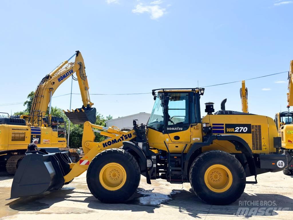 Komatsu WA270-8E0 Carregadeiras de rodas