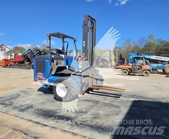 Moffett M55 Empilhadores de montagem em camião