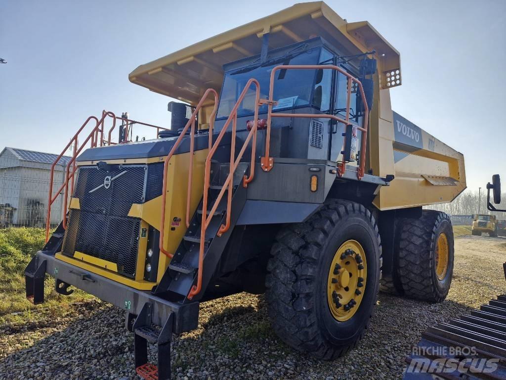 Volvo R 70 D Camiőes basculantes rígidos