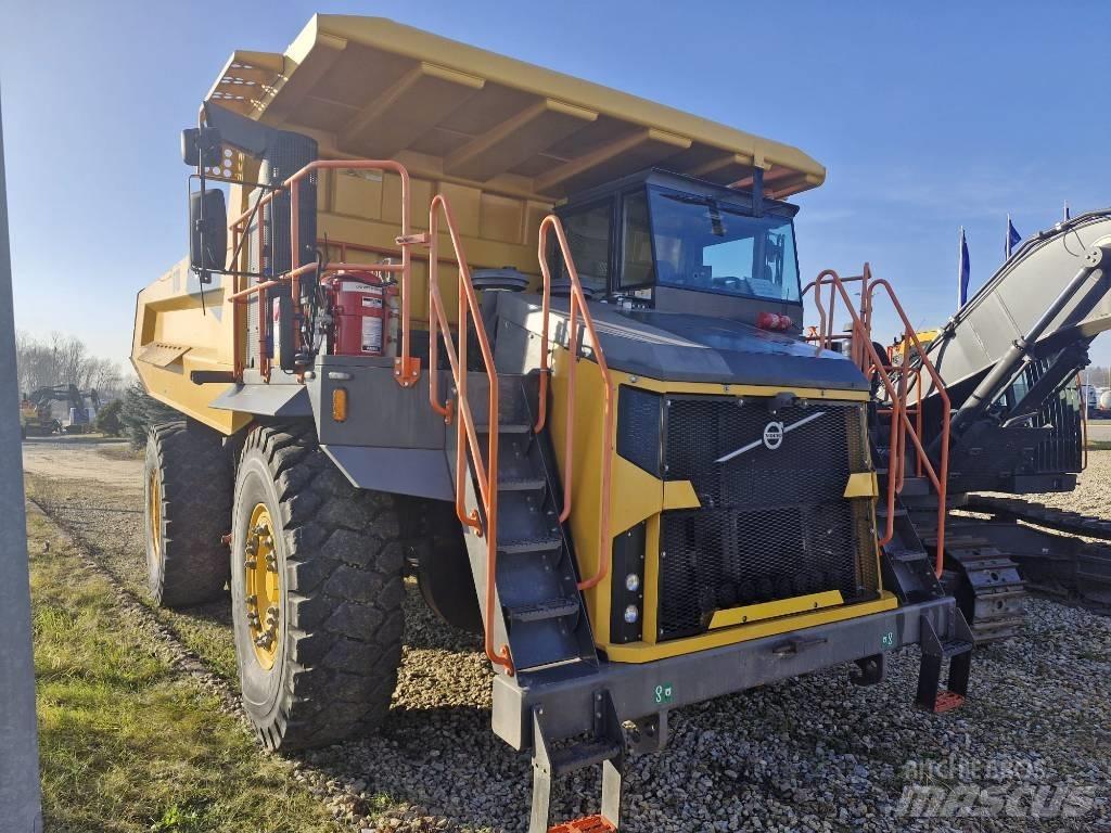 Volvo R 70 D Camiőes basculantes rígidos
