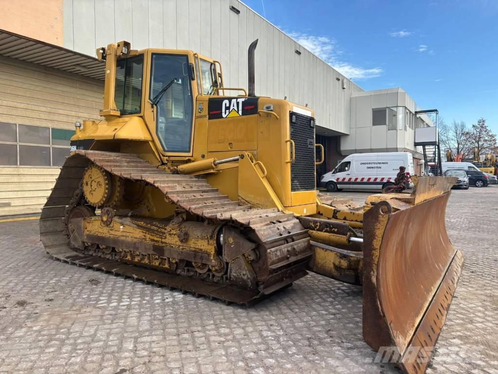 CAT D 6 N LGP Dozers - Tratores rastos