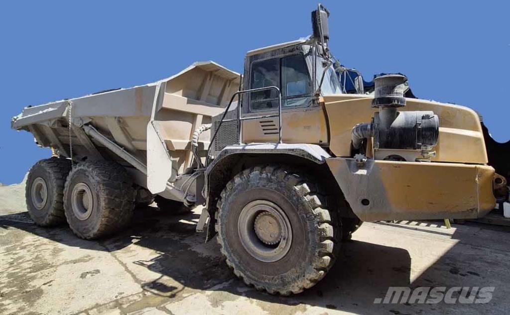 Bell B40D - 6x6 Caminhões articulados