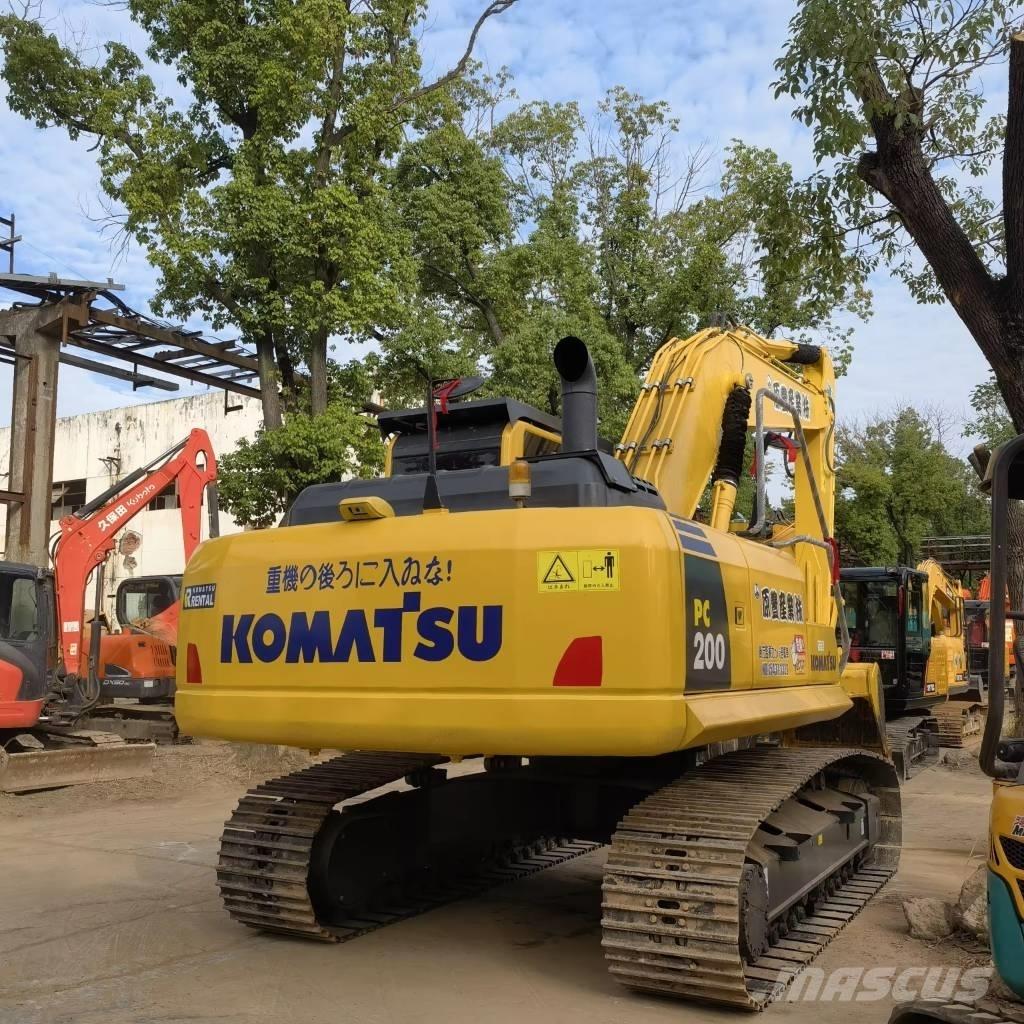 Komatsu PC 200 Escavadeiras de esteiras