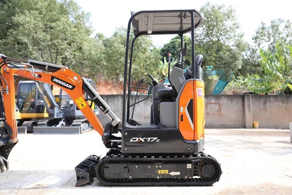 Doosan DX 17 Escavadeiras de esteiras