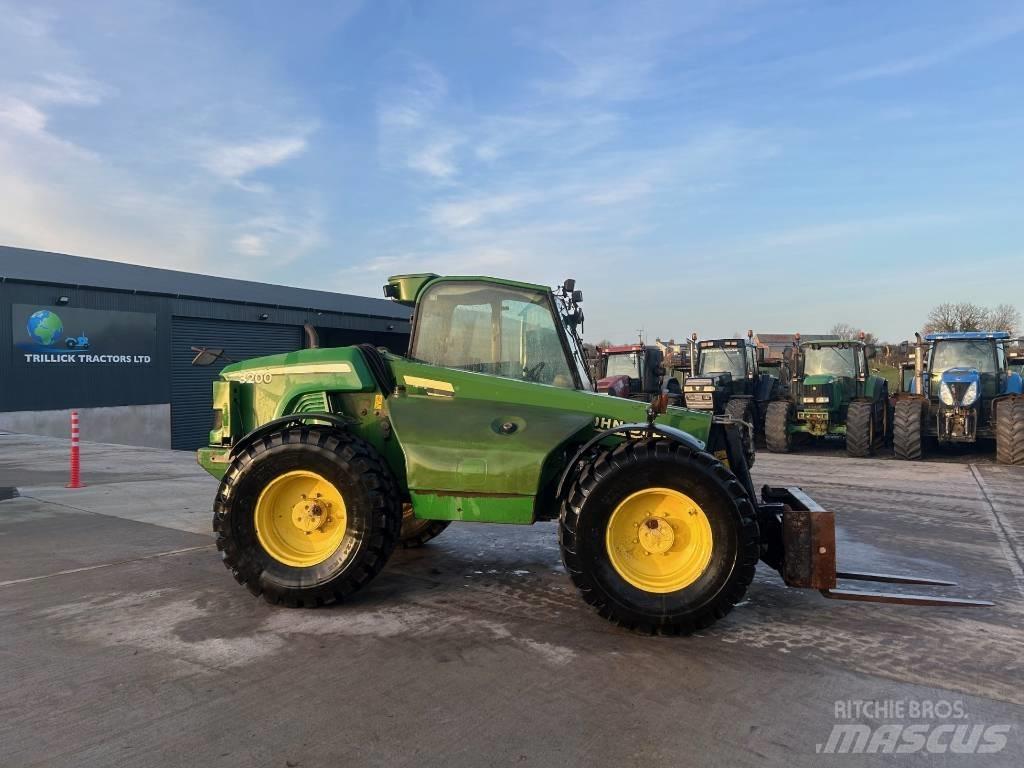 John Deere 3200 Manipulador telescópico