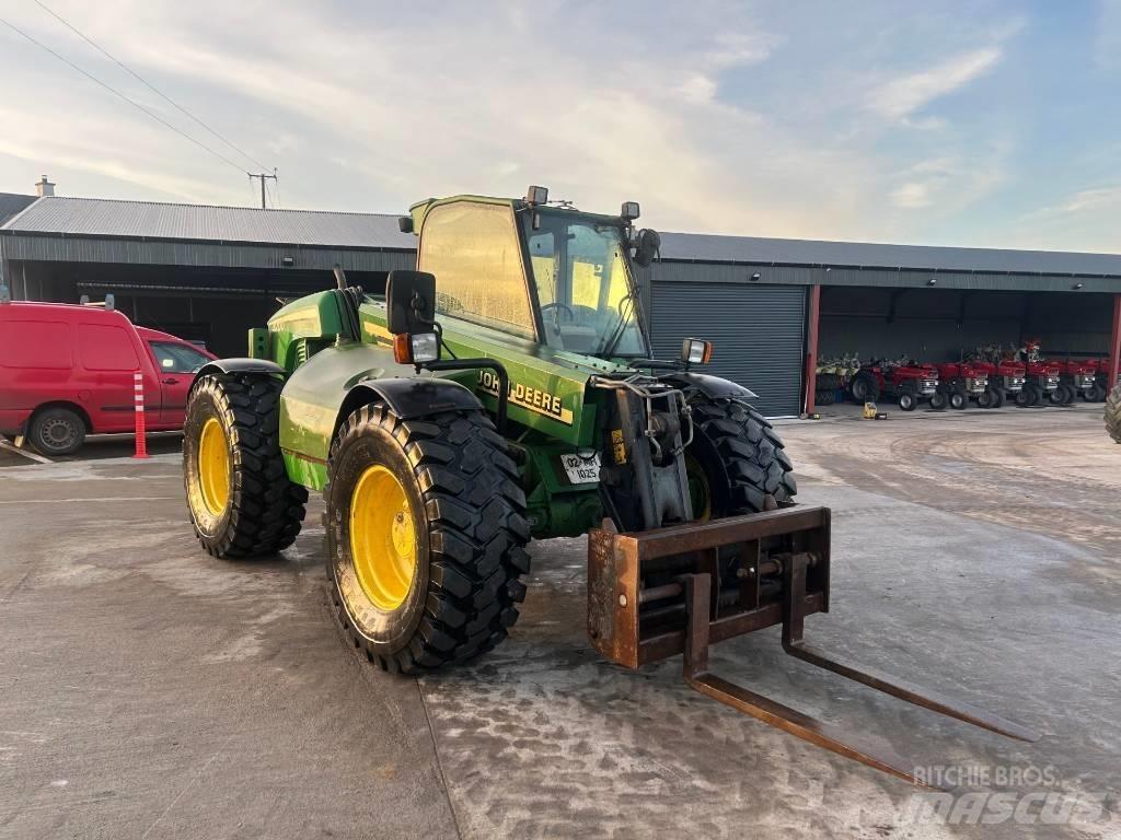 John Deere 3200 Manipulador telescópico