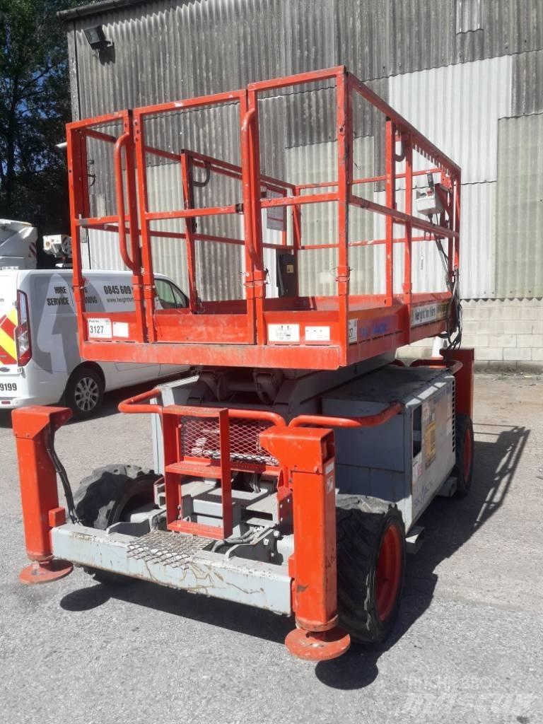 SkyJack SJ 6832 RT Elevadores de tesoura
