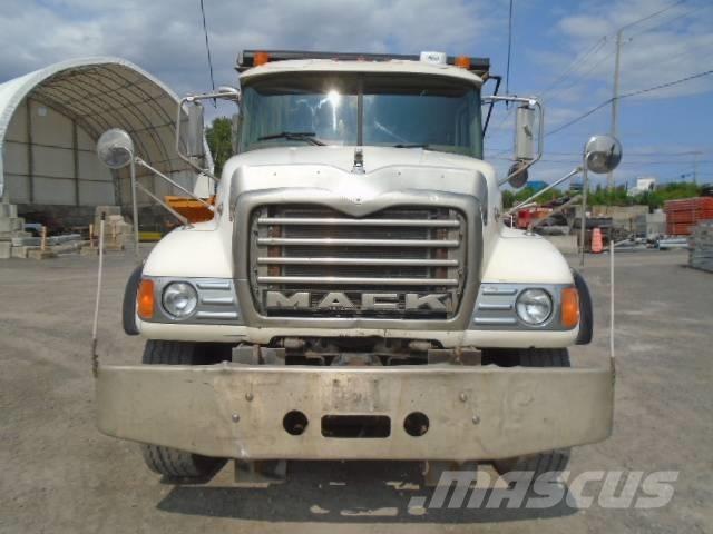 Mack CV 713 Camiões basculantes