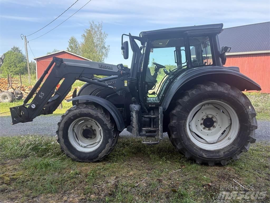 Valtra N122 Tratores Agrícolas usados