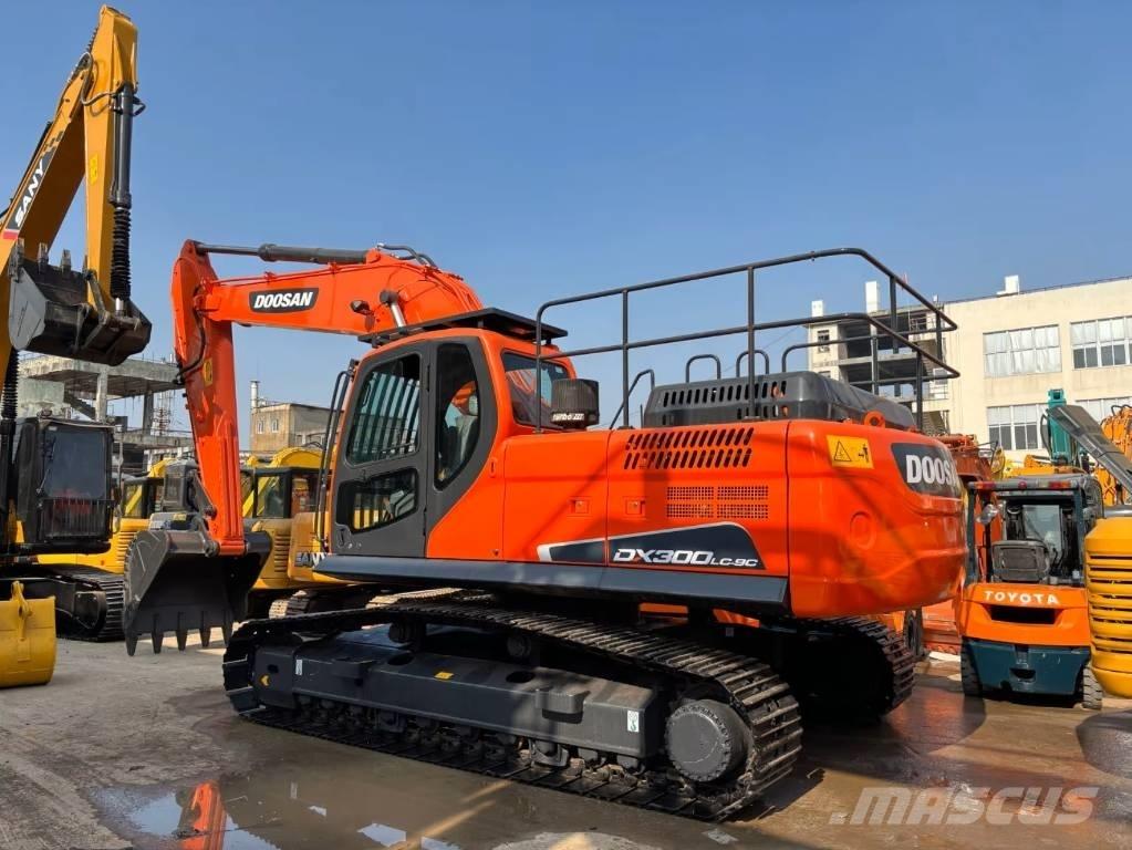 Doosan DX 300 LC - 9 C Miniescavadeiras