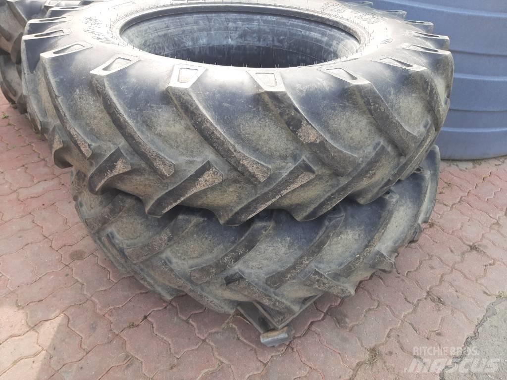 BKT 18.4-34 2 kpl Pneus Agrícolas