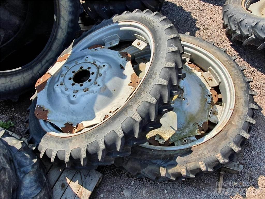 BKT 230/95R44 x2 Pneus Agrícolas