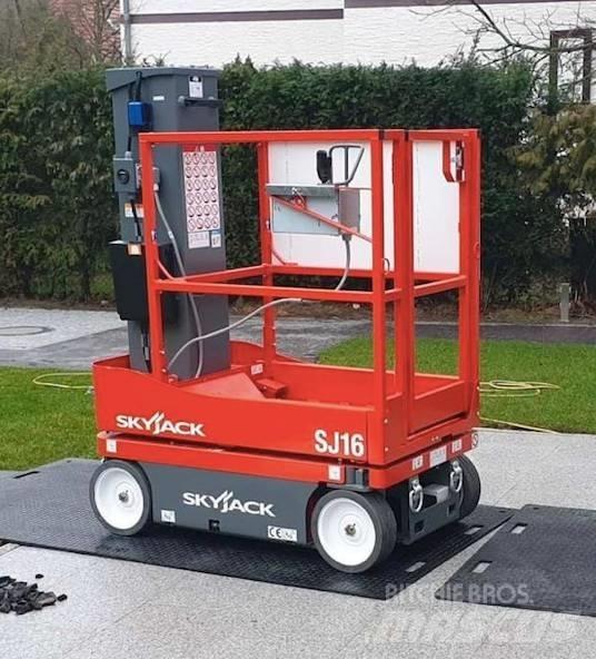 SkyJack SJ16 Elevadores de tesoura