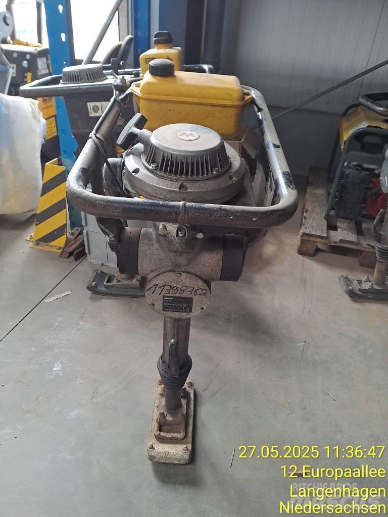 Wacker Neuson BS30 Saltitões