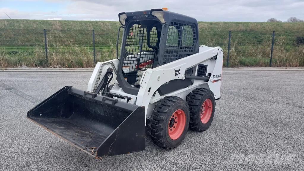 Bobcat S450 Carregadeiras de rodas