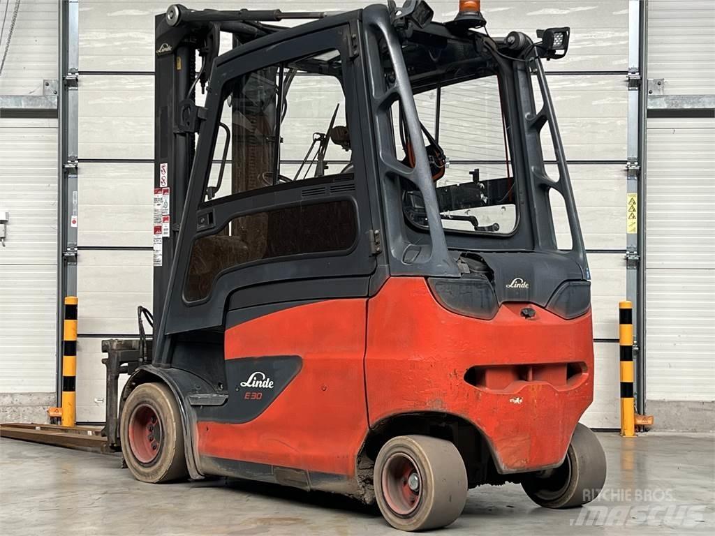 Linde E30/600HL Empilhadores eléctricos