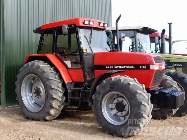 CASE 5130 Tratores Agrícolas usados