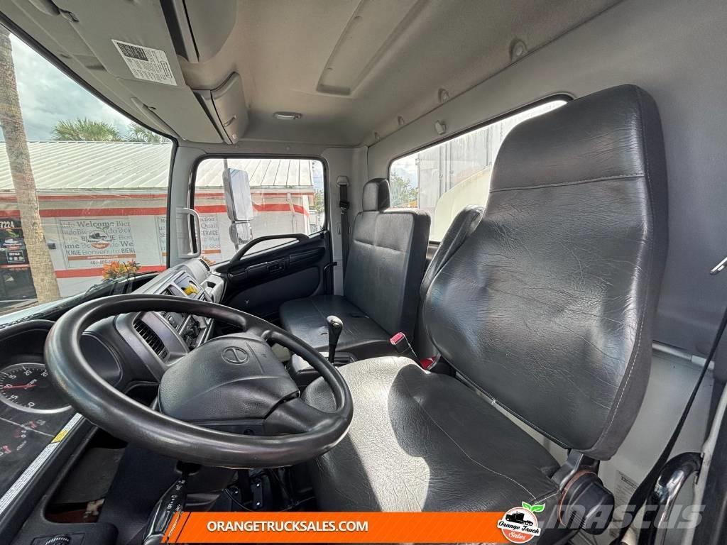 Hino 338 Auto-tanques