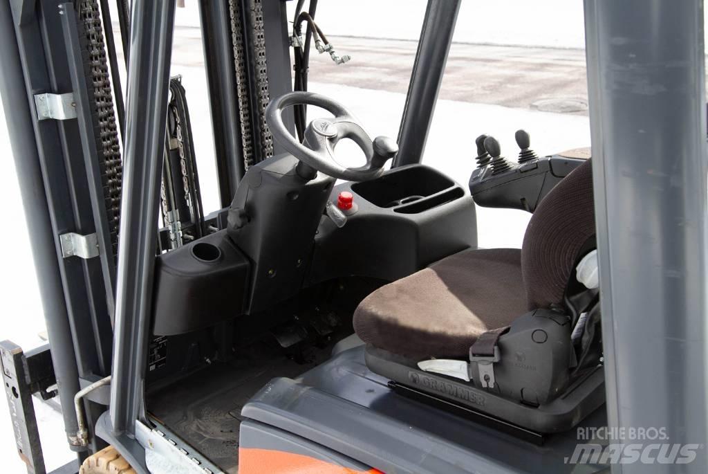 Linde E16C-02 Empilhadores eléctricos