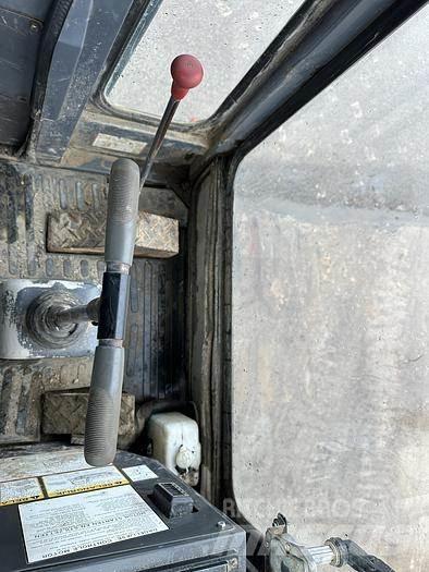 IHI IC100 Dumpers de rastos
