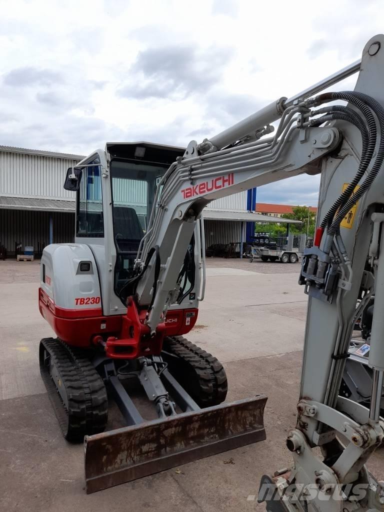 Takeuchi TB 230 Miniescavadeiras
