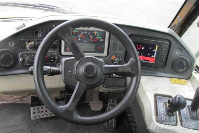 CAT 730C2 Caminhões articulados