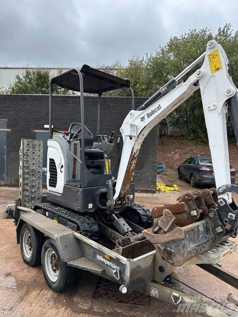 Bobcat E17z Miniescavadeiras