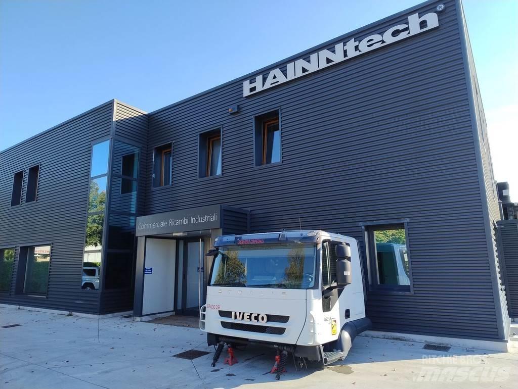 Iveco STRALIS AT Cabines e interior