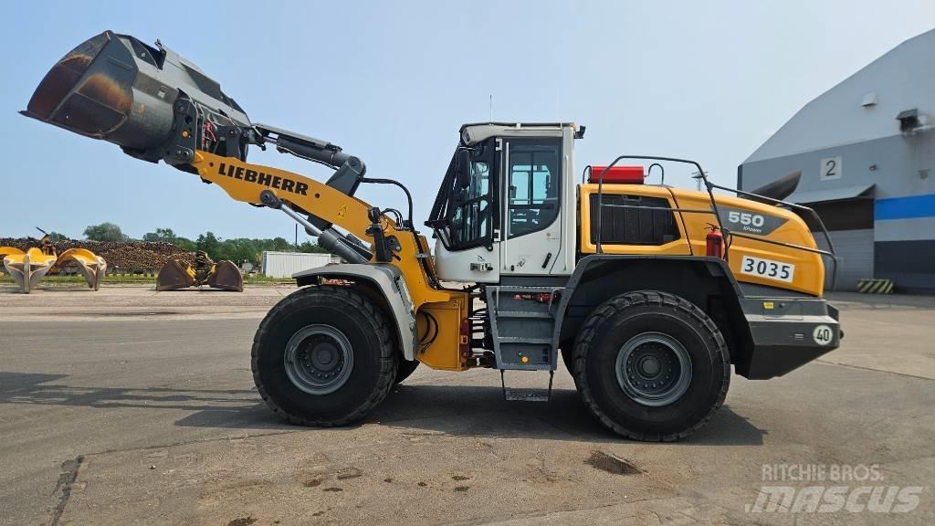 Liebherr L 550 Carregadeiras de rodas