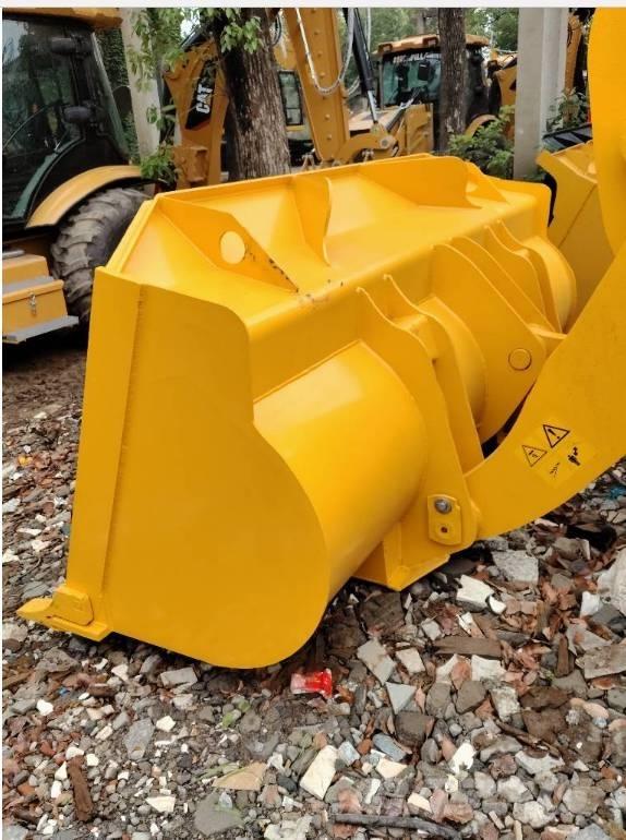 Komatsu WA 320-5 Carregadeiras de rodas