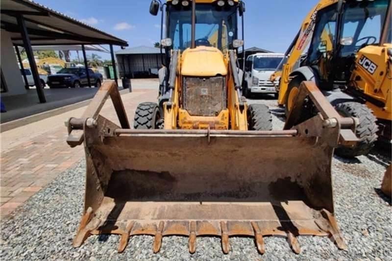 JCB 3CX 4X4 TLB Retroescavadeiras
