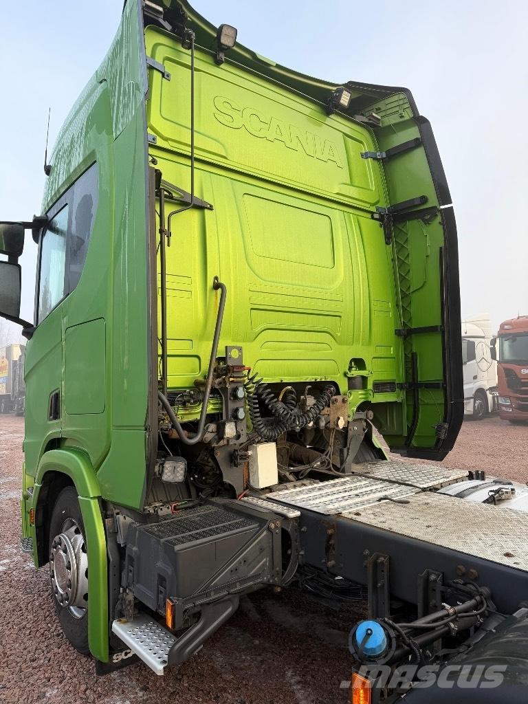 Scania R450A6x2NB Cavalos Mecânicos