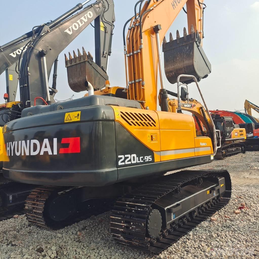 Hyundai R220LC-9S Escavadeiras de esteiras