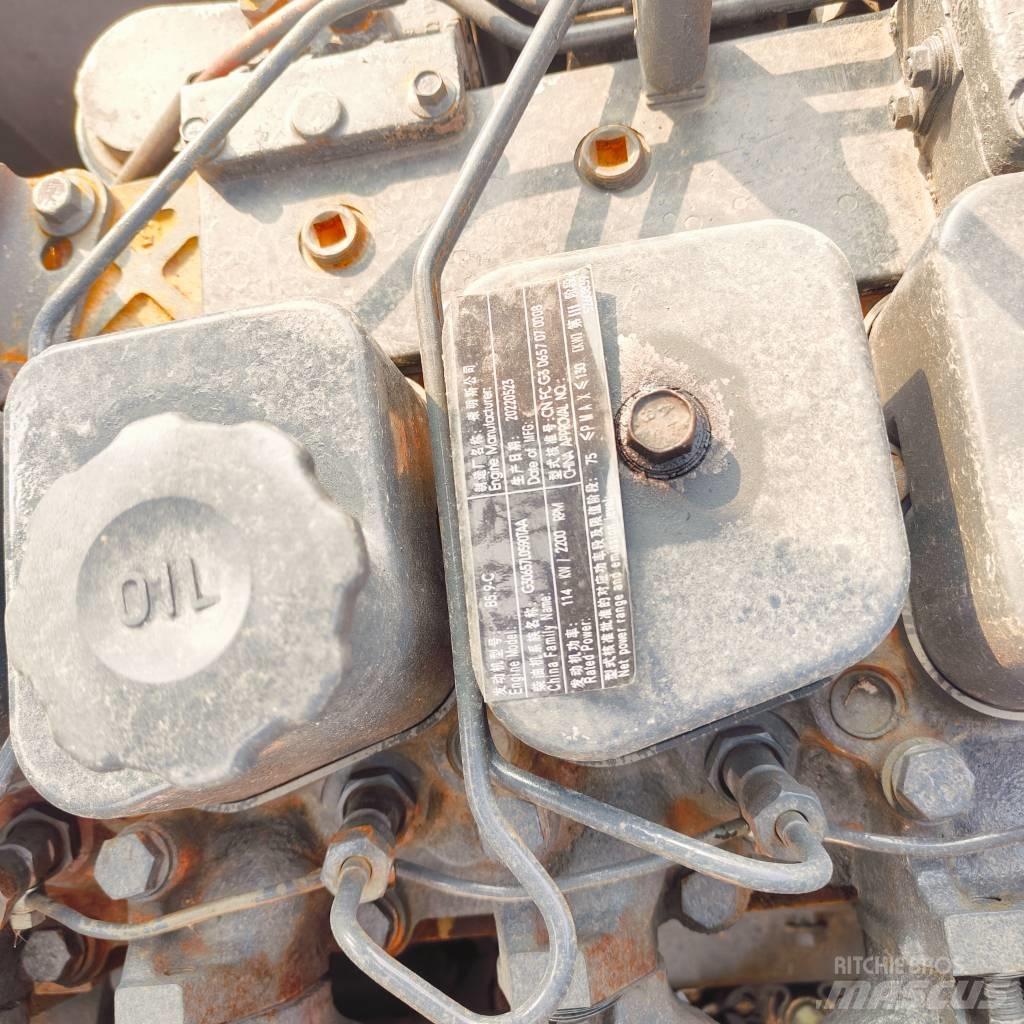 Hyundai R220LC-9S Escavadeiras de esteiras