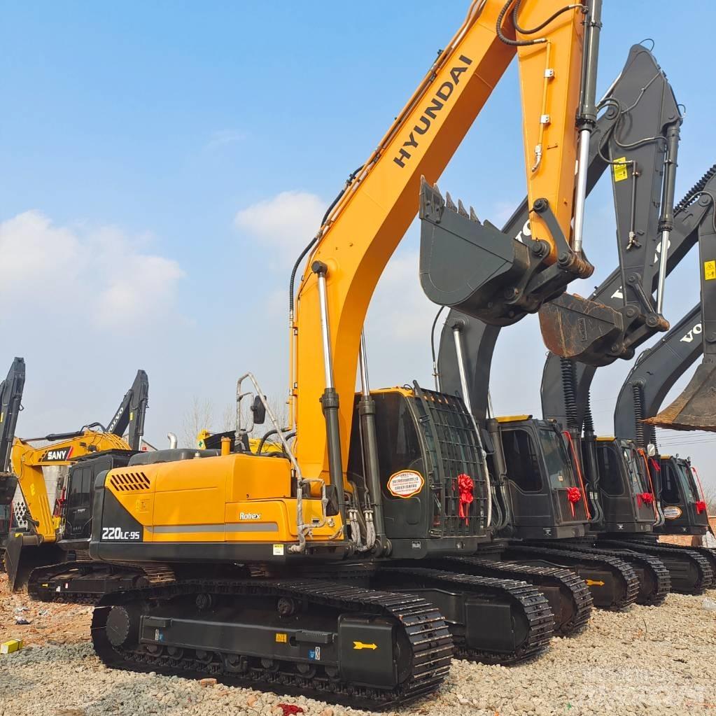 Hyundai R220LC-9S Escavadeiras de esteiras