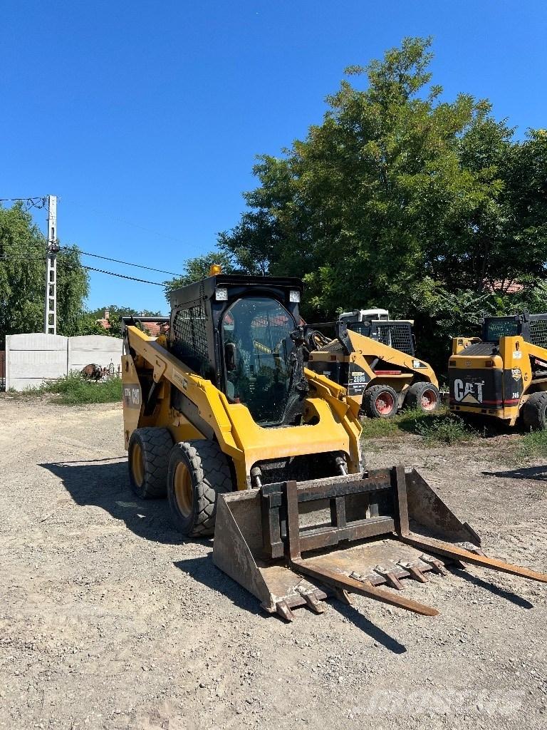 CAT 272 D XHP Minicarregadeiras