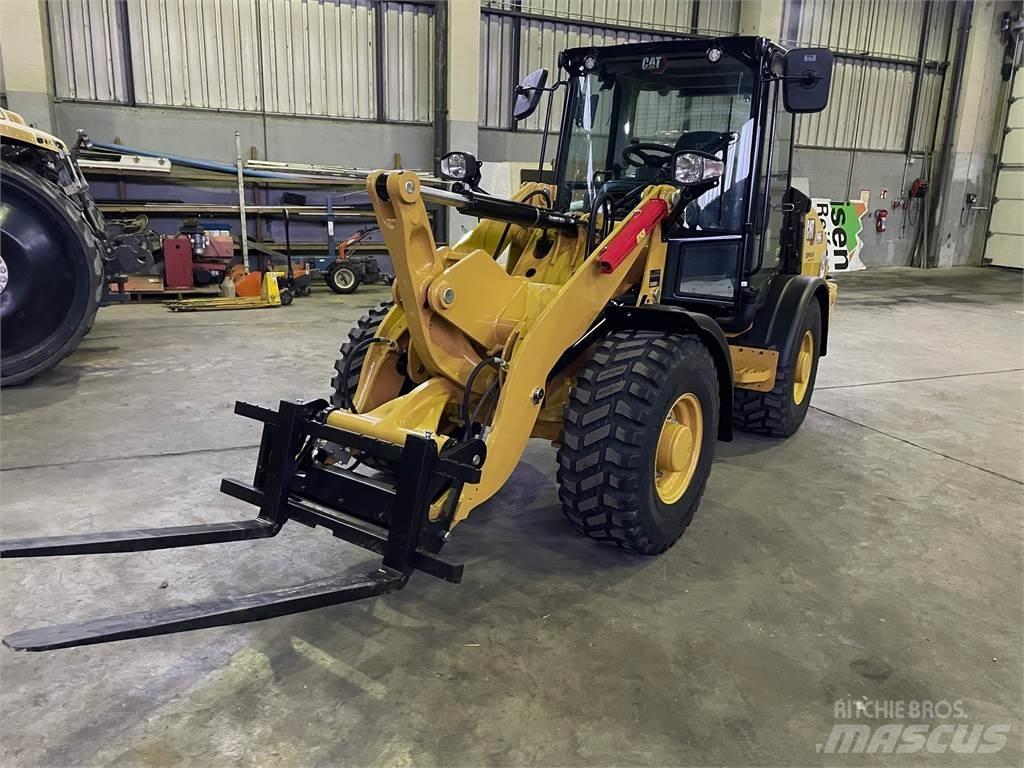 CAT 906 Carregadeiras de rodas