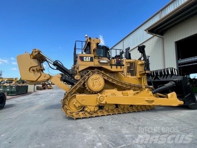 CAT D11T Dozers - Tratores rastos