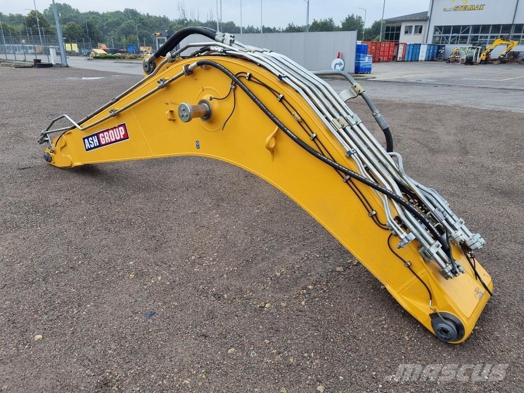 Liebherr R 906 ARM Lanças e braços dippers