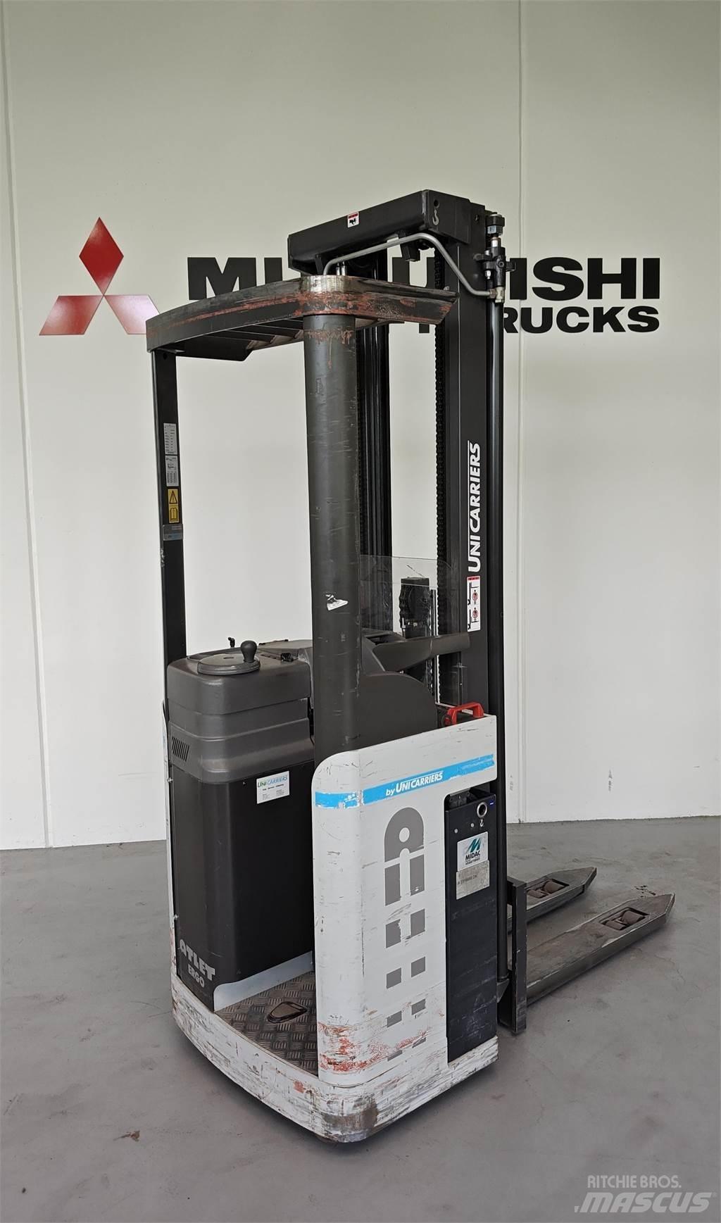 Atlet AJN/160SDT Porta-paletes com plataforma