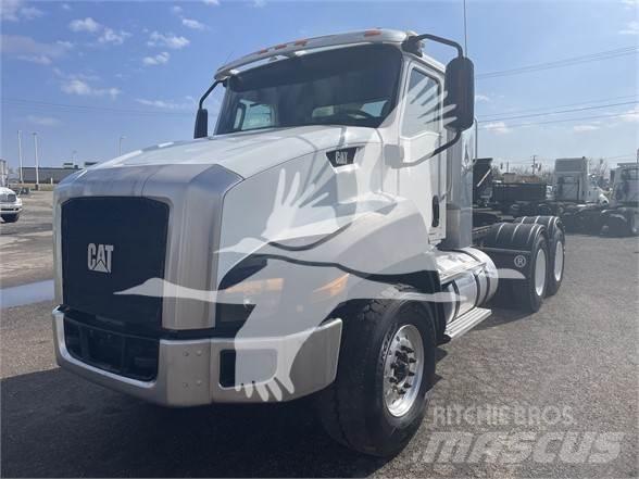 CAT CT660 Cavalos Mecânicos