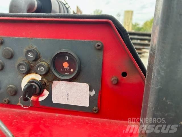 Moffett M5500 Empilhadores todo-terreno