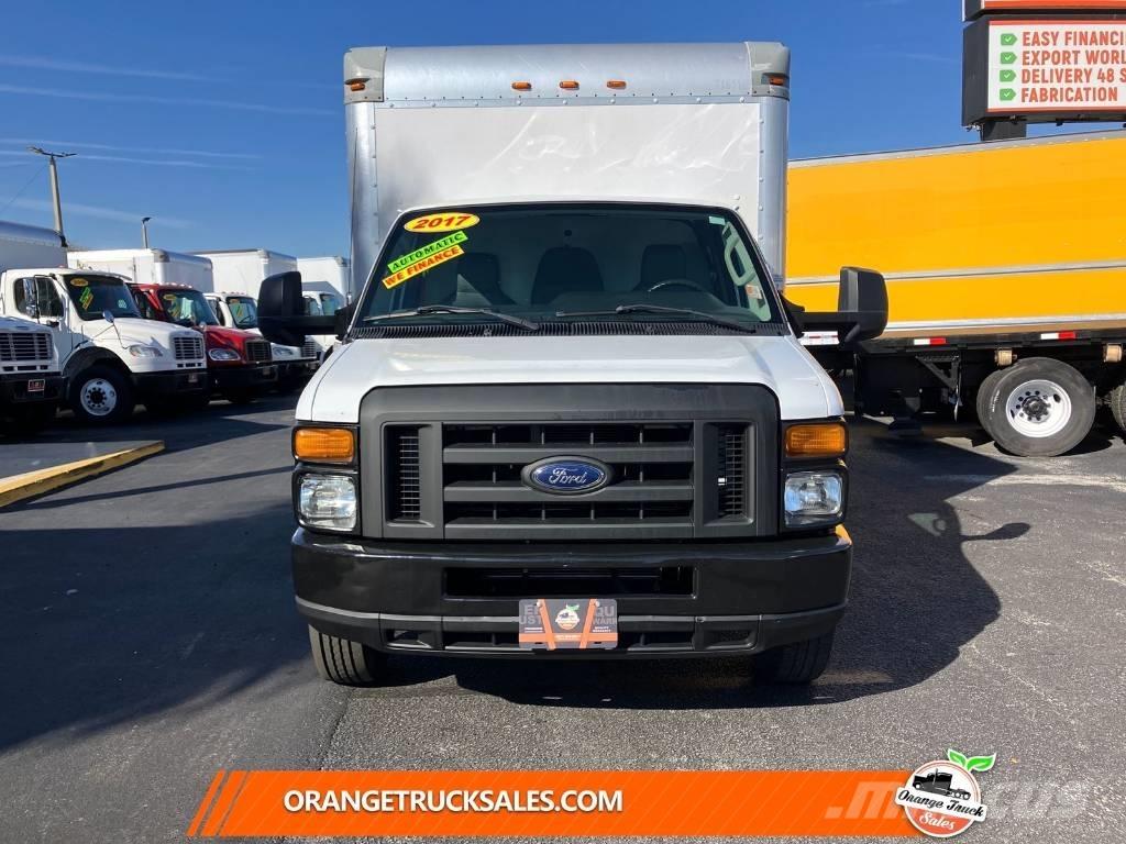 Ford E 350 SD Caminhões de caixa fechada