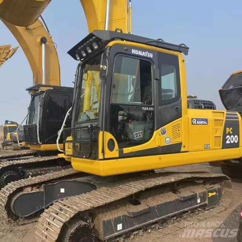 Komatsu PC 200 Escavadeiras de esteiras