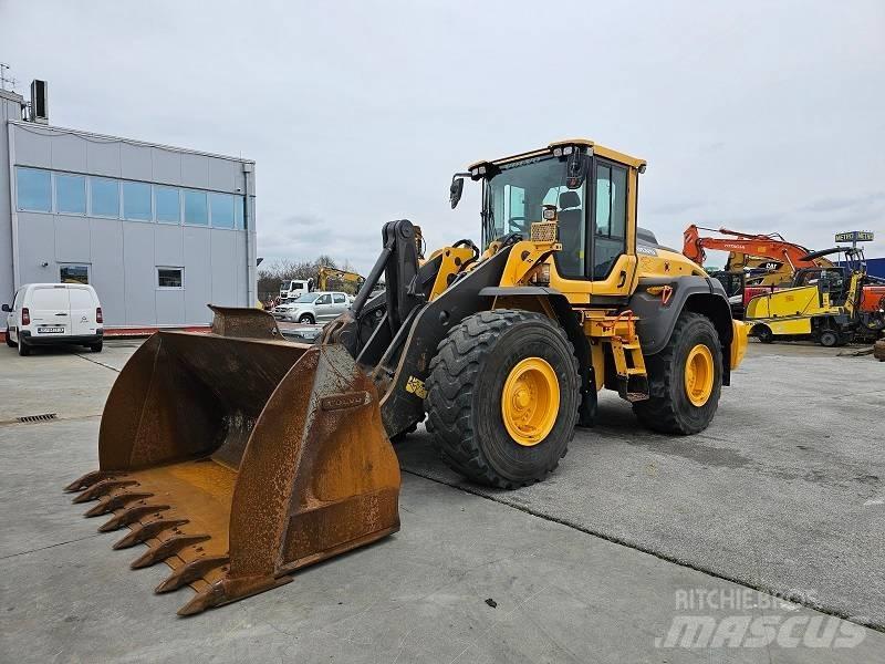 Volvo L 120 H Carregadeiras de rodas