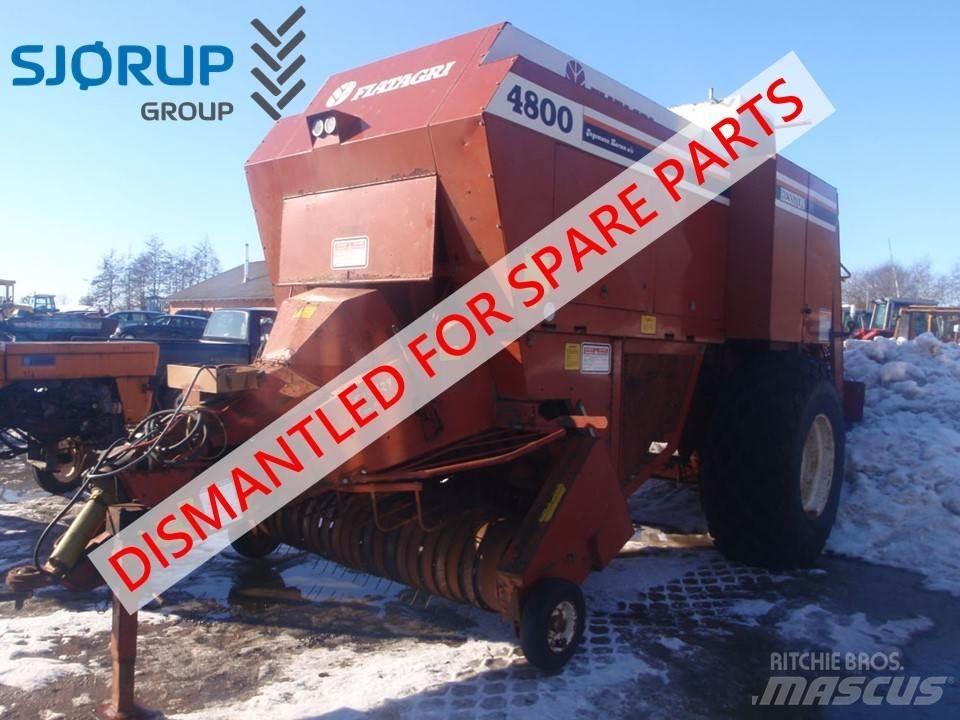 Hesston 4800 Tratores Agrícolas usados